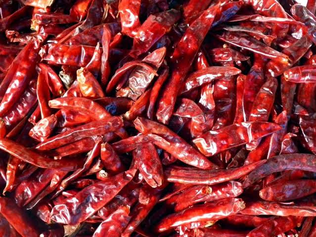 Dry Red Chilli ( Sukki Mirchi Sabit )